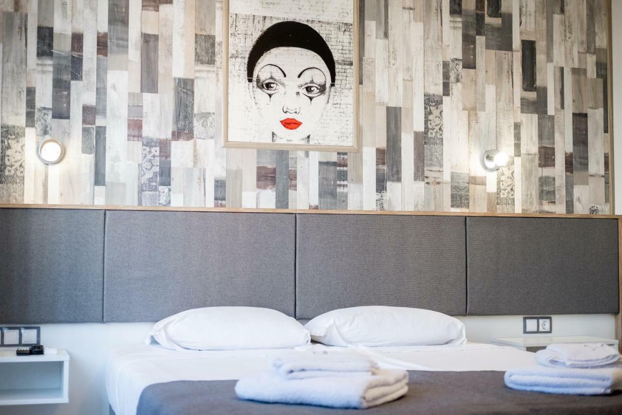 Sofia Downtown Life Apartment Luaran gambar