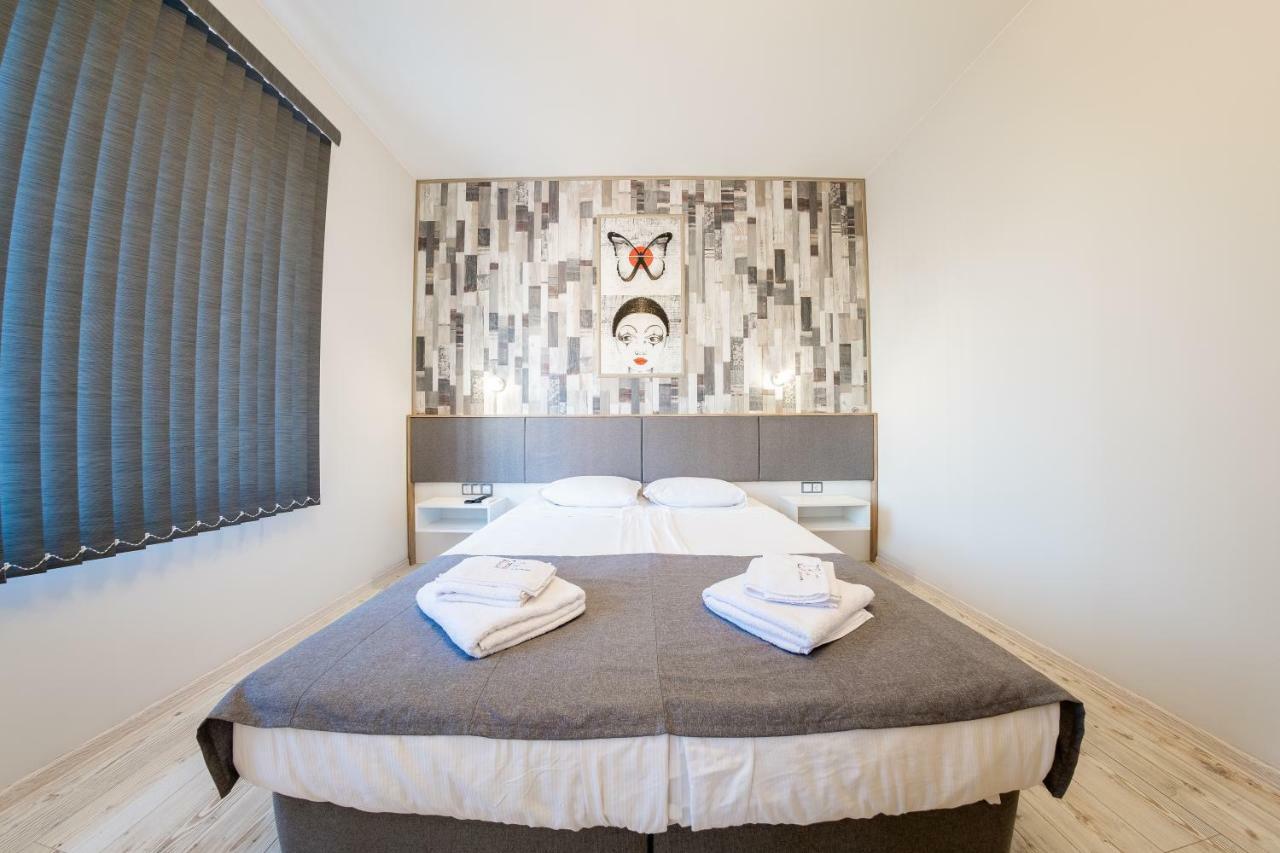 Sofia Downtown Life Apartment Luaran gambar
