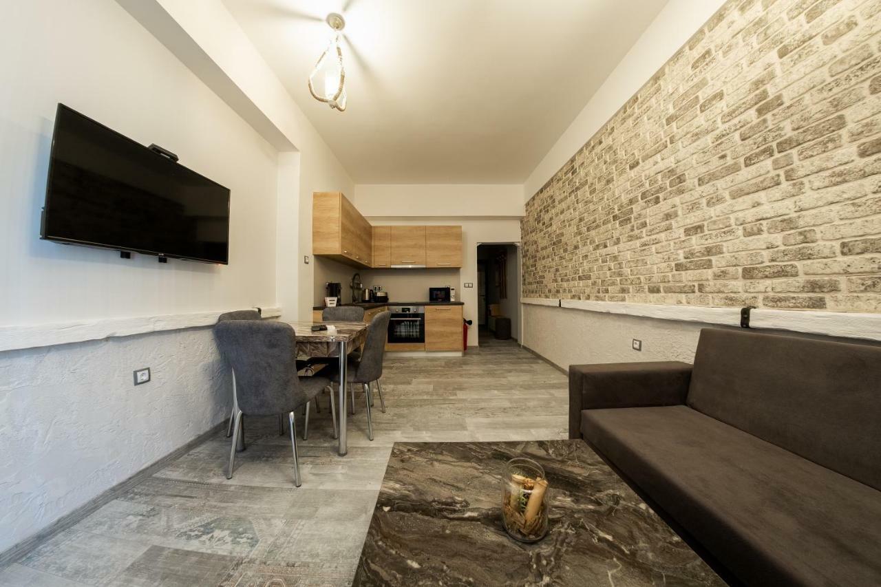 Sofia Downtown Life Apartment Luaran gambar