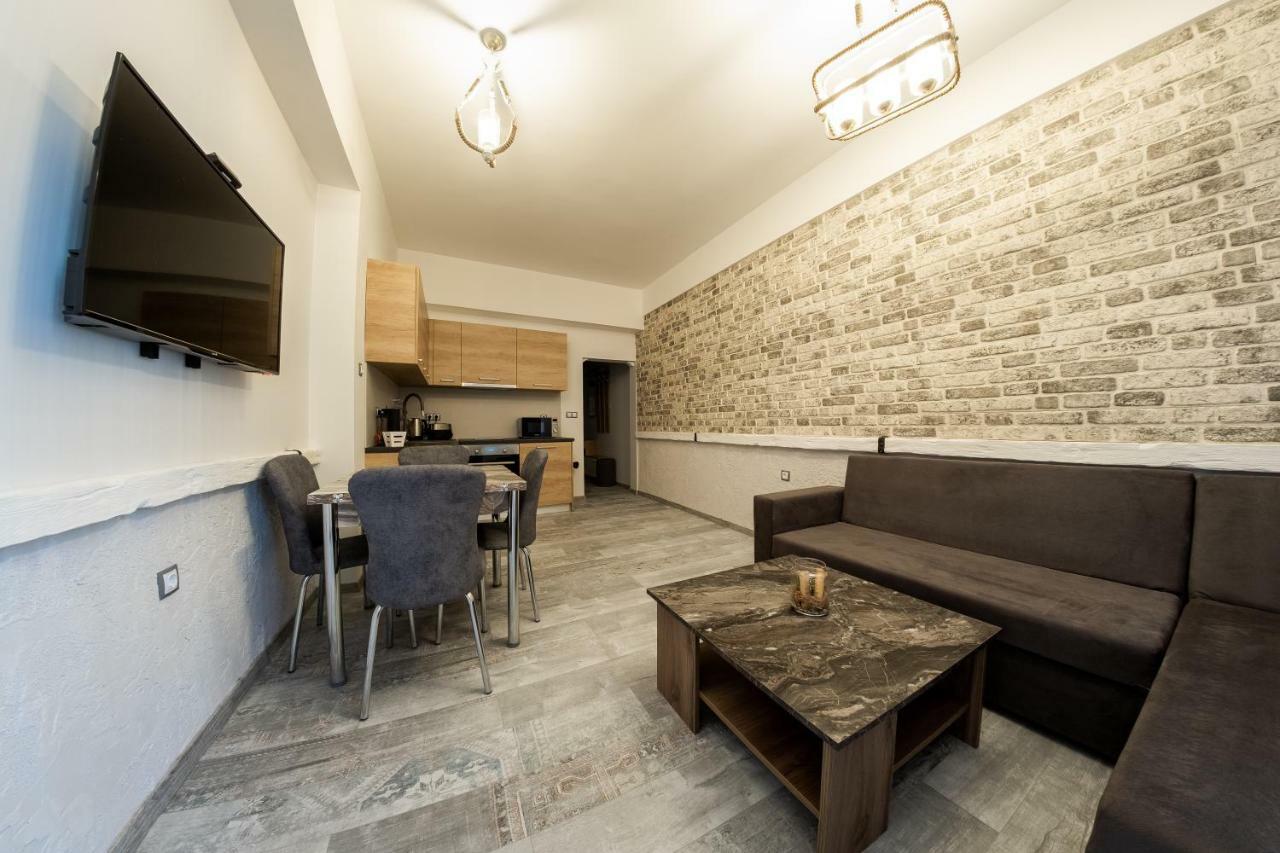 Sofia Downtown Life Apartment Luaran gambar